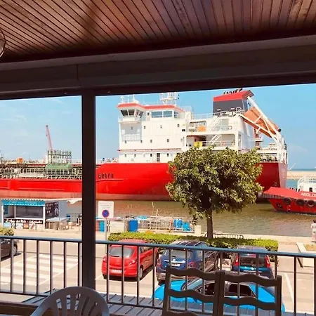 T2 Vue Imprenable Sur Le Canal Et La Apartment Port-la-Nouvelle